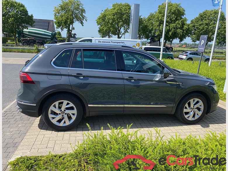 VOLKSWAGEN Tiguan Elegance 2.0 TDI SCR 110 kW (150 ch) 7 vitesses DSG #4