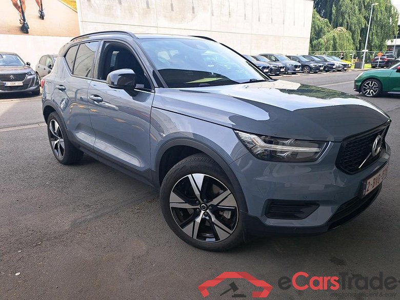 VOLVO XC40 1.5 T4 PHEV R-DESIGN DCT #2