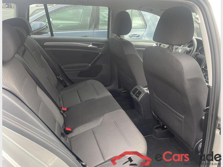 VOLKSWAGEN Golf VII SW Golf Variant CL 1.0 TSI 81 kW (110 ch) 6 vitesses manuel #3