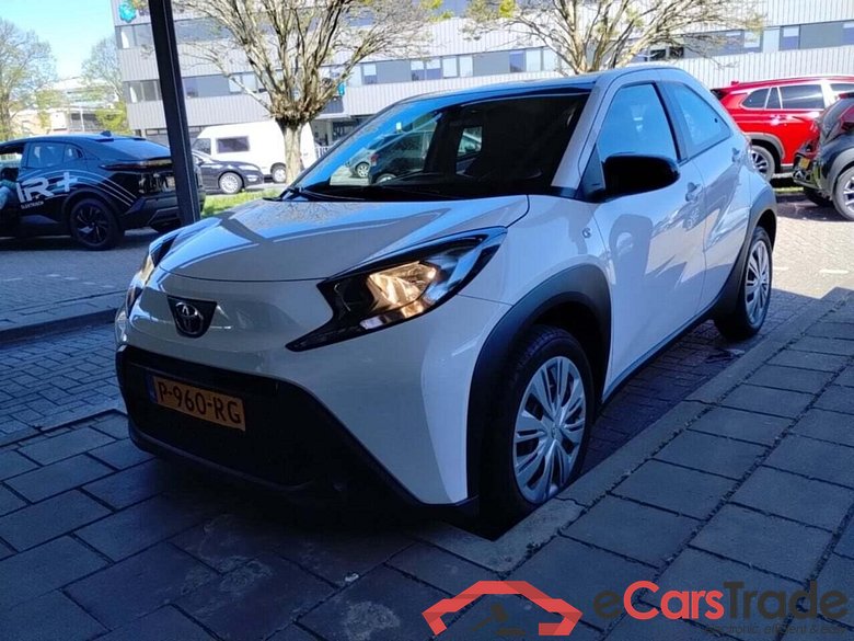 TOYOTA Aygo X 1.0 VVT-i MT Play