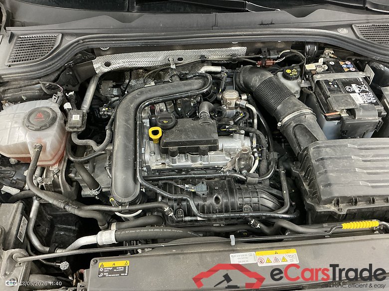 VOLKSWAGEN GOLF VIII 1.0 E-TSI 81KW LIFE BUSINESS DSG #6