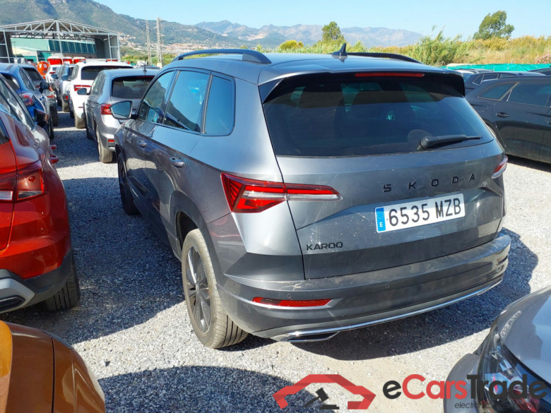 SKODA Karoq 1.5 TSI 110kW 150cv DSG AutomÃ¡tico Sportline #2