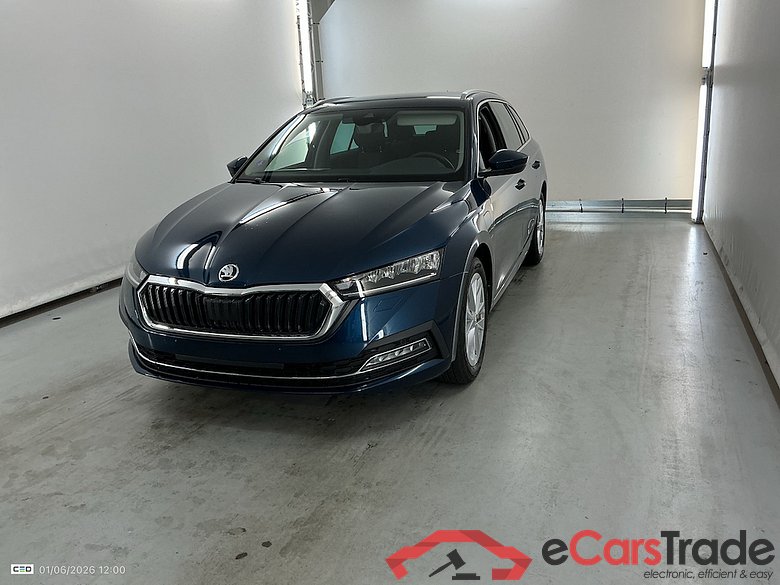 SKODA OCTAVIA COMBI 1.4 TSI PHEV 150KW DSG CLEVER #1