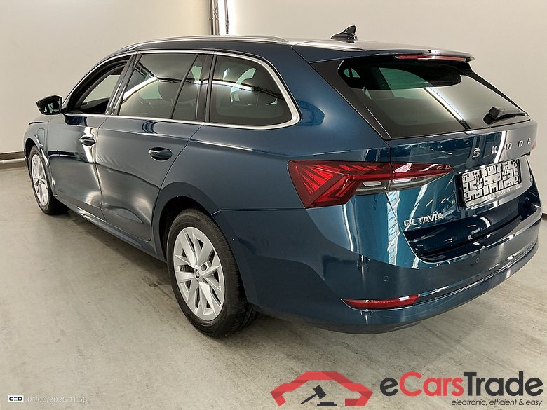 SKODA OCTAVIA COMBI 1.4 TSI PHEV 150KW DSG CLEVER #3