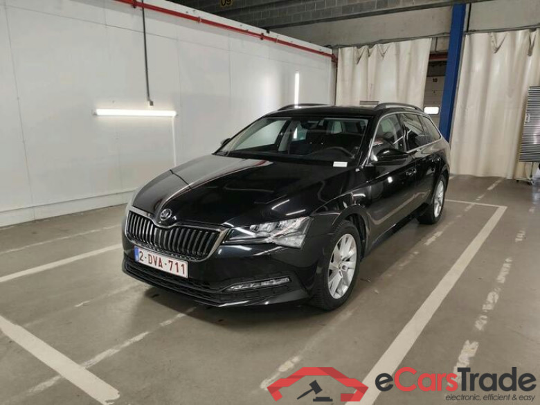 Skoda Superb Combi Superb Combi 1.5 TSI ACT DSG7 Clever 110kW/150pk  5D/P Auto-7 (4 seizoenen Banden) - CO2 onvolledig #1