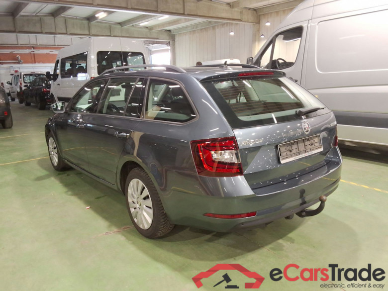 SKODA OCTAVIA COMBI DIESEL - 2017 1.6 CR TDi Ambition #2