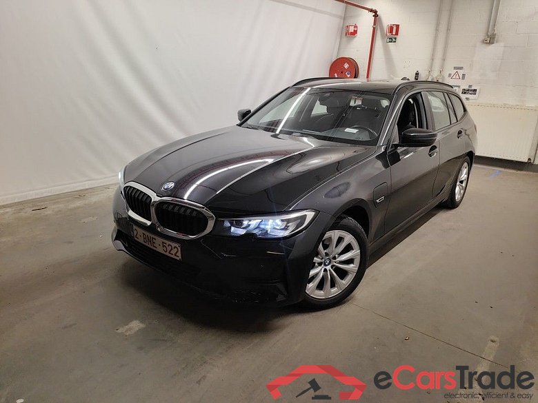 BMW 3 Reeks Touring 320e (150 kW) 5d #1