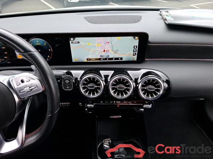 Mercedes A 200d AMG Night Aut. LED-Xenon Widescreen Ambient Navi 1/2 Sport-Leather-Alcantara KeylessGo Camera Klima PDC ... #6
