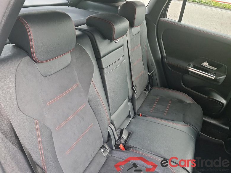 MERCEDES-BENZ GLA 1.3 GLA 250 E DCT BUSINESS SOLUTION #6