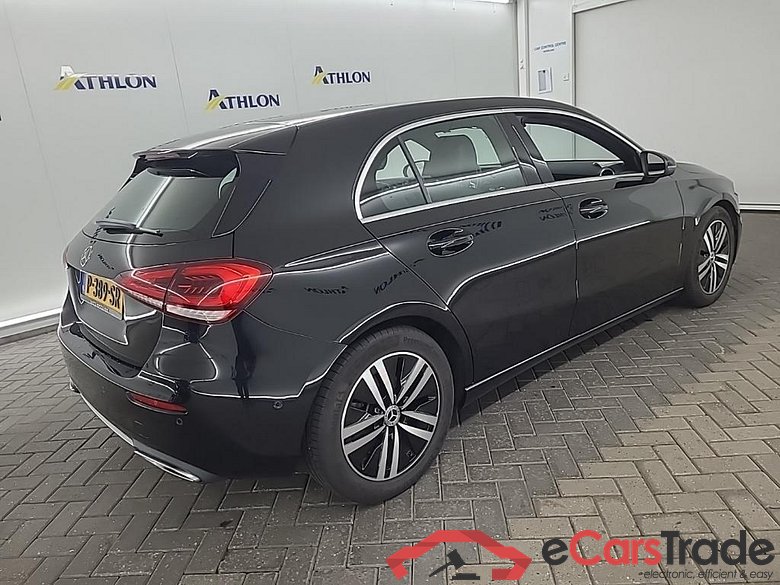 MERCEDES-BENZ A-klasse A 180 DCT Luxury Line 5D 100kW #3