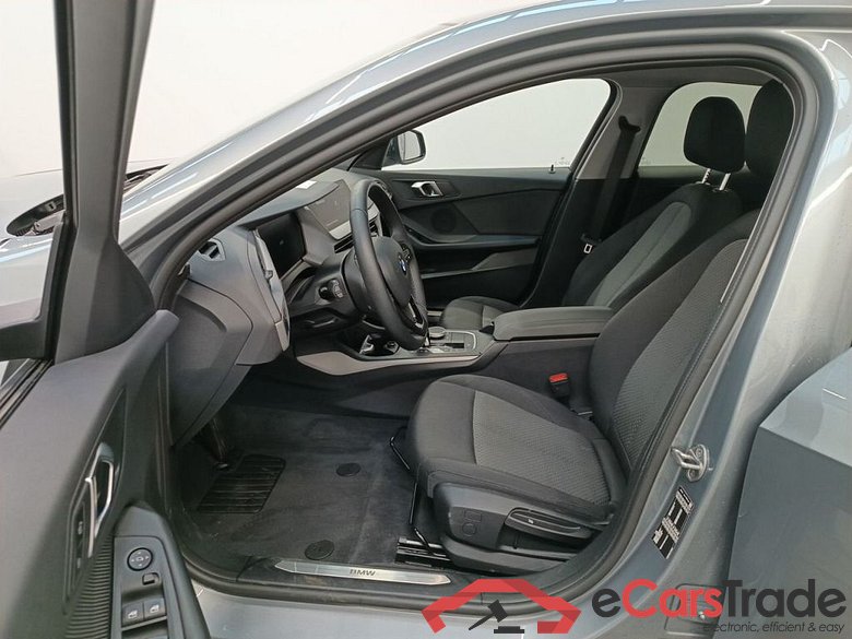 BMW 1 Reeks Hatch 118iA (100 kW) 5d #3