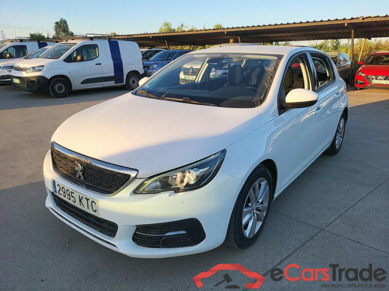 PEUGEOT 308 / 2017 / 5P / berlina con portón 5p Active 1.2 PureTech 96KW (130CV) S&S #1