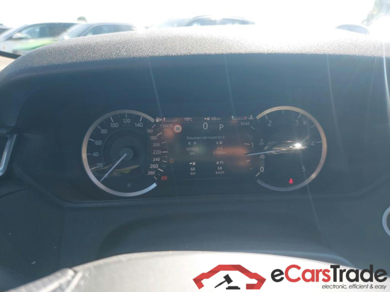 LAND ROVER Range Rover Velar 3.0D I6 300 CV Dynamic HSE 4WD #Opcionales 8600€# #4