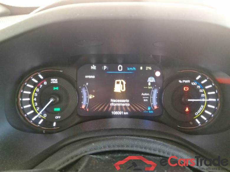 JEEP RENEGADE / 2018 / 5P / SUV 1.3 T4 PHEV 190CV BUSINESS PLUS 4XE AUTO #4
