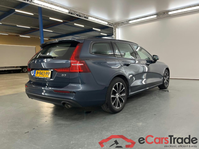 VOLVO V60 2.0 B3 Momentum Advantage #4