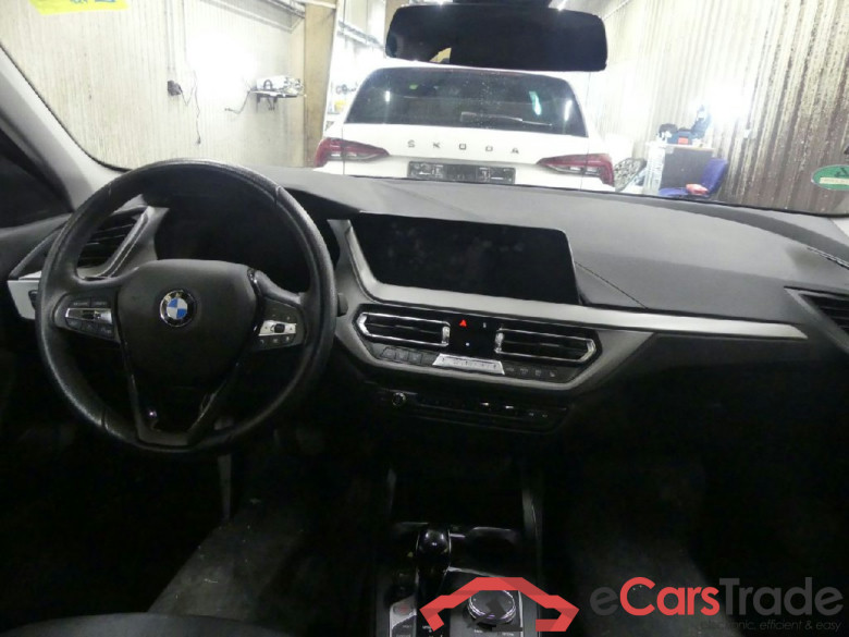 Baureihe 1 Lim. 118 d Advantage 2.0 110KW AT8 E6d #3