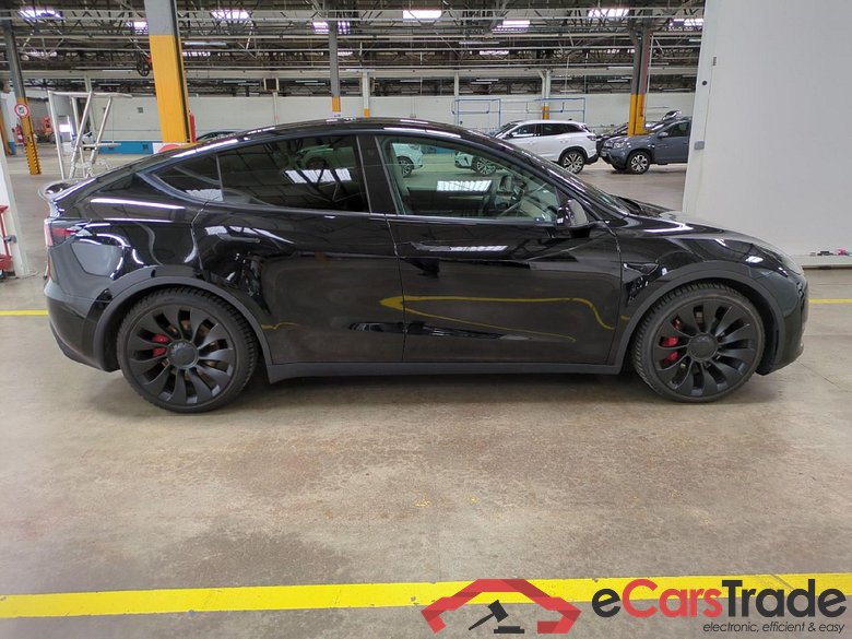TESLA Model Y / 2020 / 5P / SUV Performance Dual Motor AWD #5
