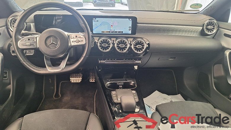 MERCEDES-BENZ CLA 200 7G-DCT Edition 2020 4d 120kW #3