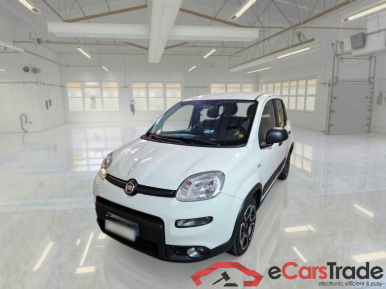 FIAT PANDA / 2012 / 5P / BERLINA 1.0 70CV HYBRID EURO 6D VAN 4 P. STREET #1