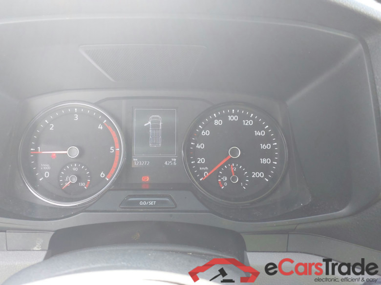 VOLKSWAGEN Crafter 2.0 L3H2 BATALLA MEDIA 140CV  #4