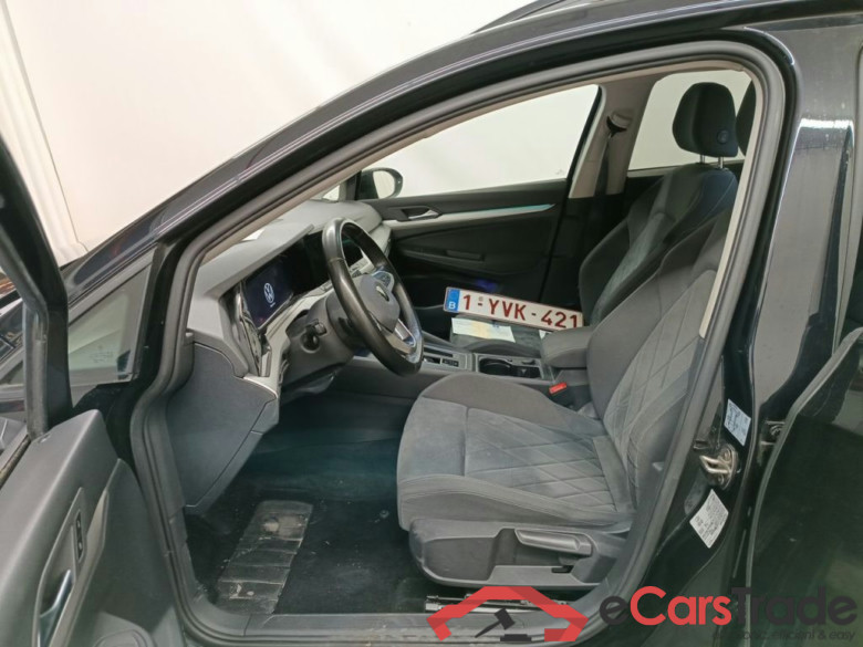 Volkswagen Golf Variant VIII 2.0 TDI 110kW Life DSG 5d #3