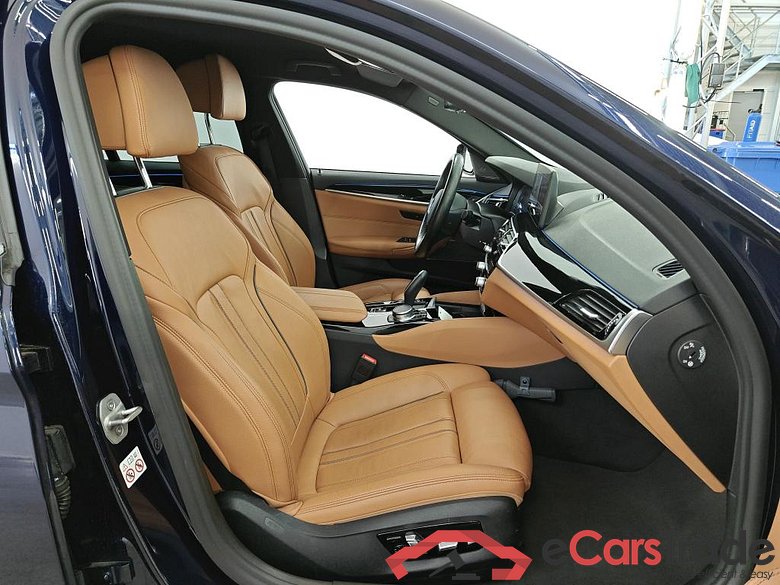 BMW 5 Serie Touring 530e M Sport + Harman Kardon, BMW Laserlight #3