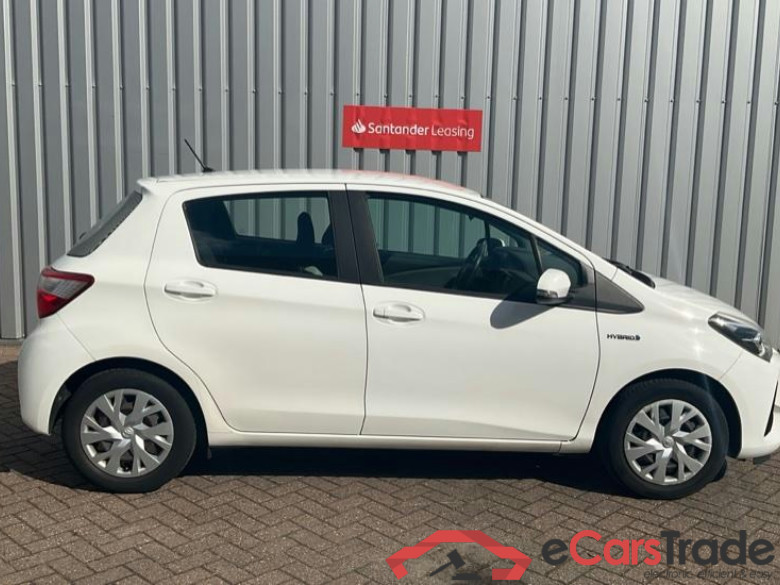 TOYOTA YARIS 1.5vvti hybrid active 74kW cvt aut #6