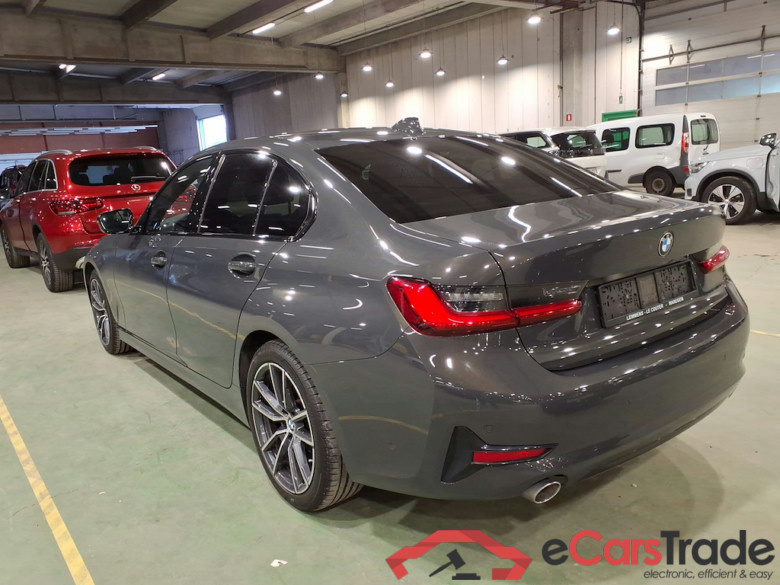 BMW 3 DIESEL - 2019 318 dA AdBlue #2