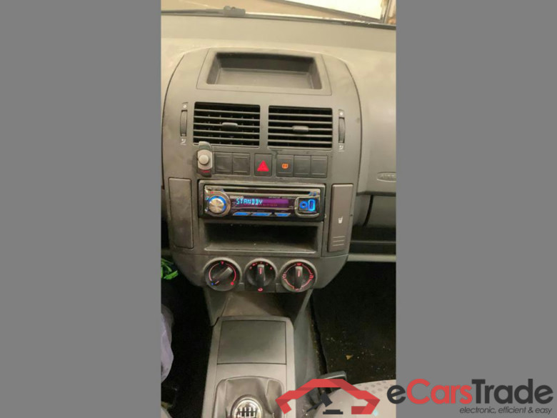 VOLKSWAGEN Polo 1.2i 12v Base #5