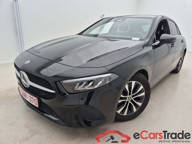 MERCEDES-BENZ A-KLASSE 2.0 180D 8G-DCT BUSINESS LINE