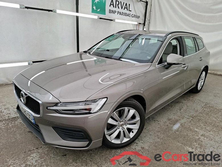 VOLVO V60 / 2018 / 5P / Break B3 163 GT 8 Momentum Business