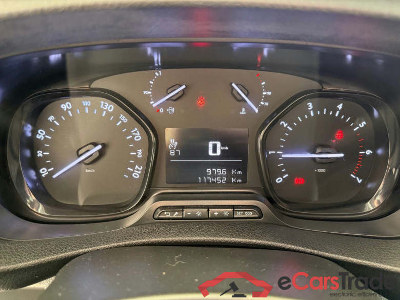 Vivaro Kasten Edition L (L3) 2.0 106KW MT6 E6d #6