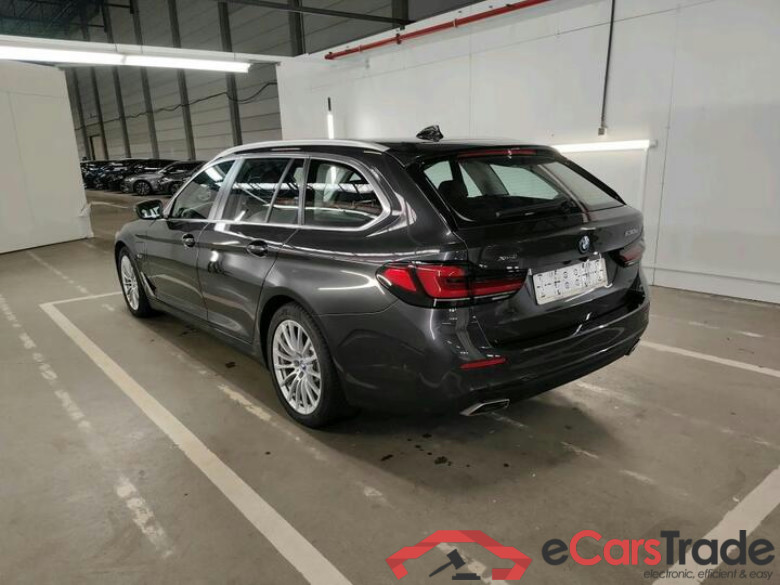 BMW 5 Reeks Touring 5 Reeks Touring 530e xDrive Auto (PHEV) 215kW/292pk  5D/P Auto-8 #3