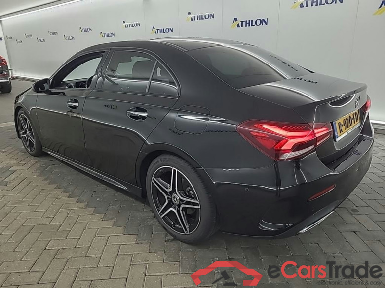 MERCEDES-BENZ A-Klasse Limousine A 180 DCT AMG Line 4D 100kW #4