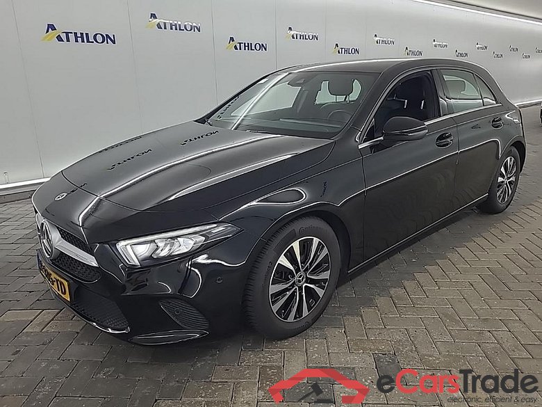 MERCEDES-BENZ A-klasse A 180 Business Solution 5D 100kW