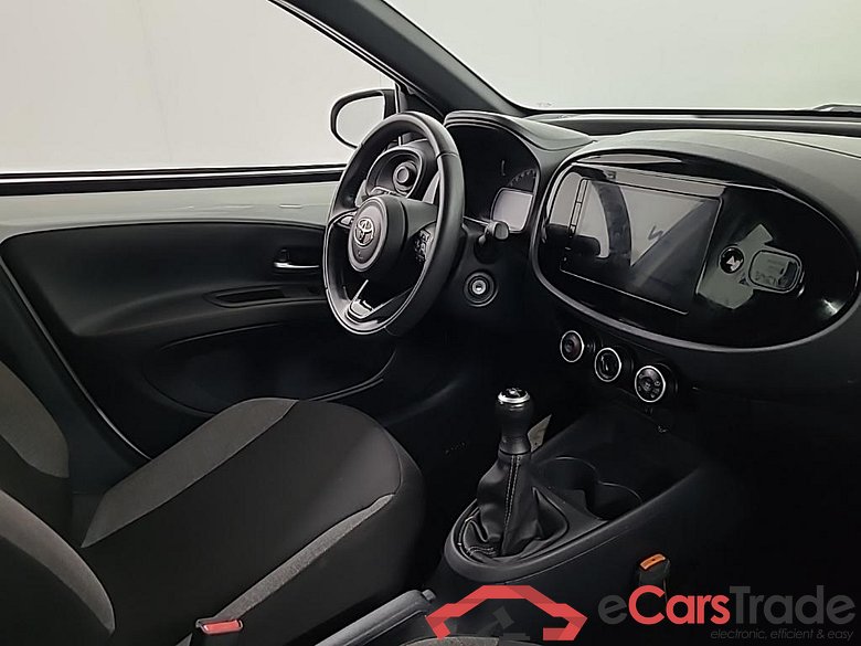 TOYOTA Aygo X 1.0 VVT-I MT play 5D 53kW #6