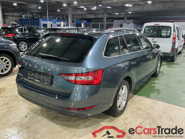 SKODA SUPERB COMBI - 2019 1.5 TSI ACT Ambition DSG #4