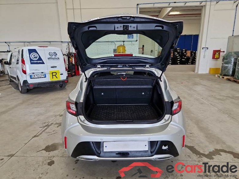 TOYOTA COROLLA / 2019 / 5P / BERLINA 2.0 HYBRID BUSINESS #5