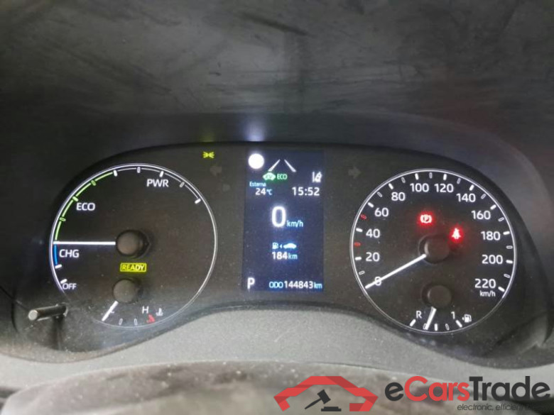 TOYOTA YARIS / 2020 / 5P / BERLINA HYBRID BUSINESS MY20 #4
