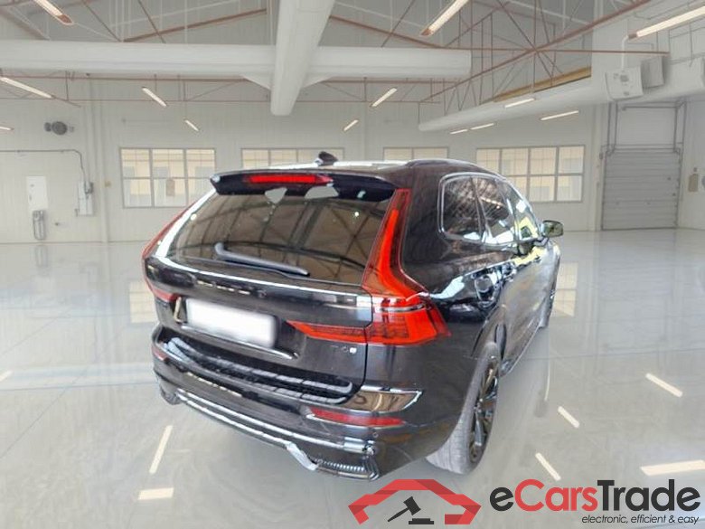 VOLVO XC60 / 2021 / 5P / SUV T6 PLUG-IN AWD AUTO PLUS BLACK EDITION #2
