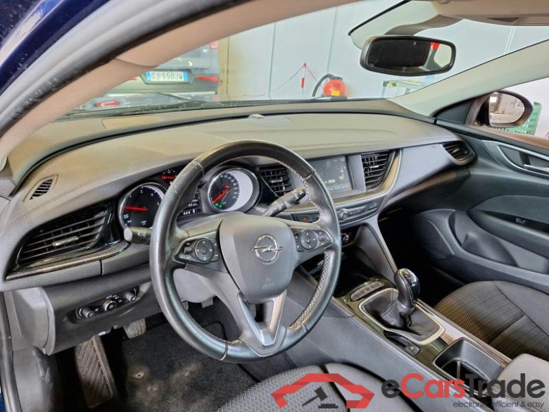 OPEL INSIGNIA / 2020 / 5P / STATION WAGON ST 1.5 CDTI BUSINESS EDITION 122CV MT6 #3