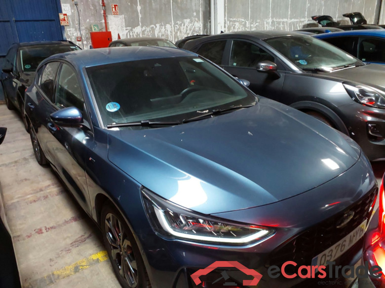 FORD Focus Berlina 1.0 Ecoboost 114KW 155CV S6.2 AutomÃ¡tico ST-LINE X(Winterpack) #1