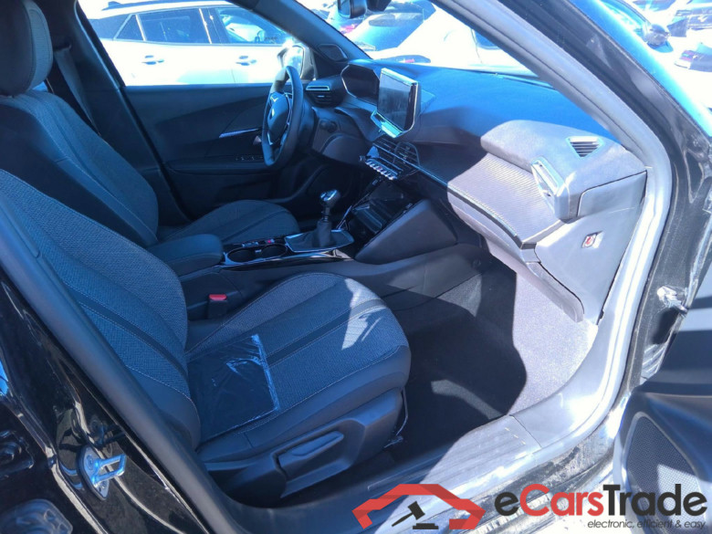 Peugeot 2008 Allure 100 S&S BVM6 #3