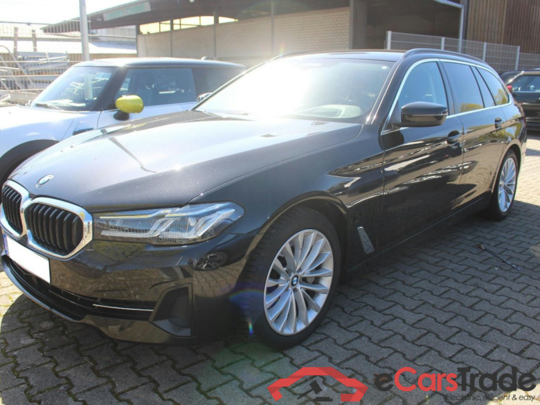 Baureihe 5 Touring 530 i xDrive 2.0 180KW AT8 E6d #1