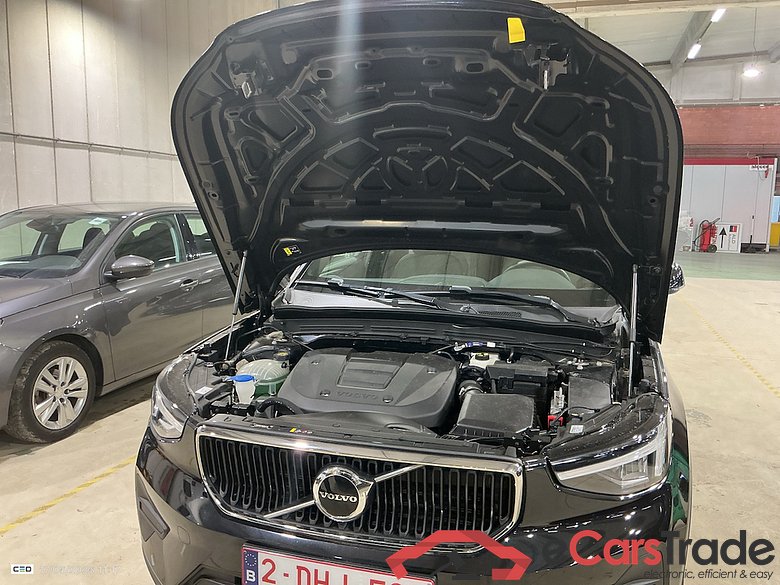 VOLVO XC40 1.5 T2 CORE AUTO #6