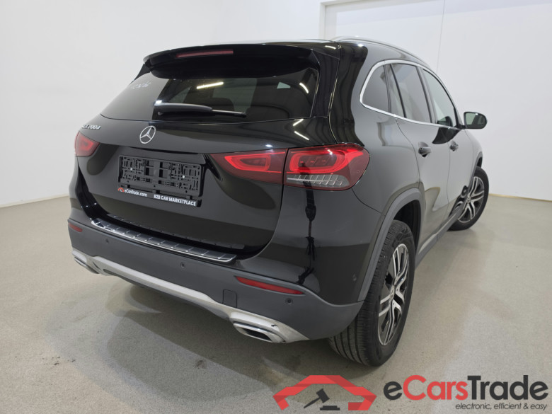 Mercedes GLA 200d Aut. LED Widescreen Navi 1/2 Sport-Leather KeylessGo Camera Klima PDC ... #4