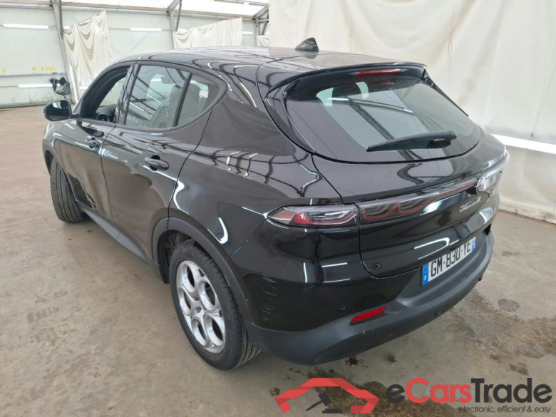ALFA ROMEO Tonale / 2022 / 5P / SUV 1.5T Hybrid 130 TCT7 Sprint OPERATION STOCK #2
