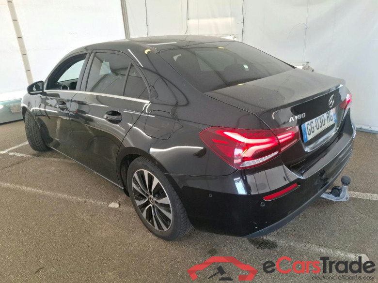 MERCEDES-BENZ Classe A Berline / 2018 / 4P / Berline A 180 Business Line 7G-DCT #2