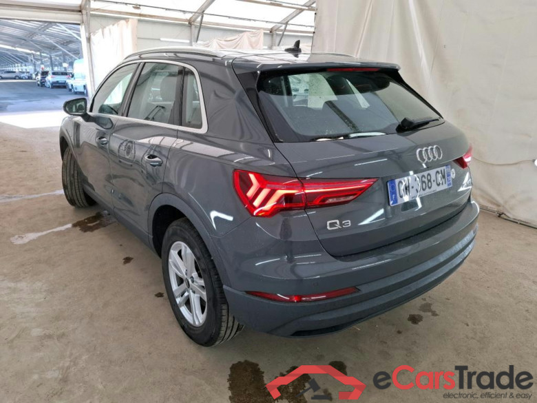 AUDI Q3 / 2018 / 5P / SUV 45 TFSI E 245 S TRONIC BUSINESS LINE #2