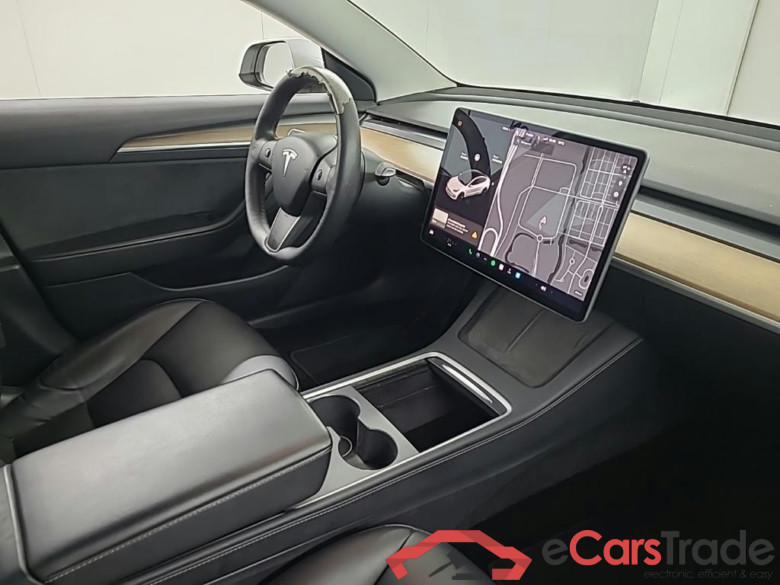 Tesla Model 3 Standard Range Plus RWD 4D 225kW #6